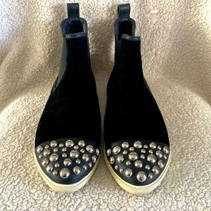 Studded Cap Black Suede High-Top Sneakers